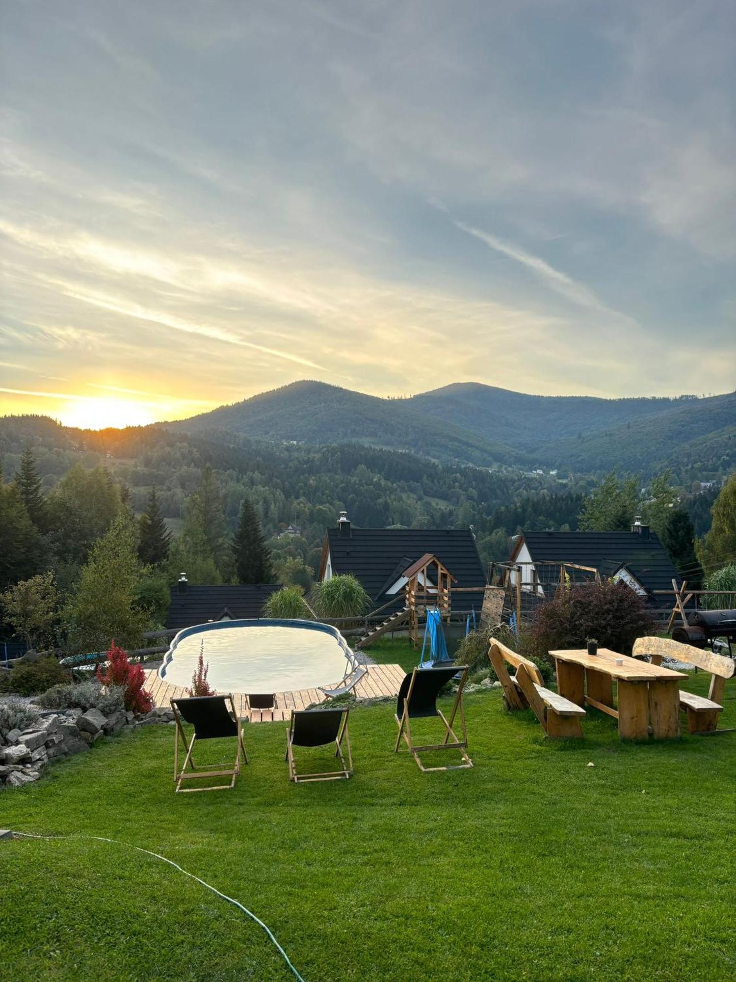 Zawoja Nad Korona Z Jacuzzi Villa Dış mekan fotoğraf